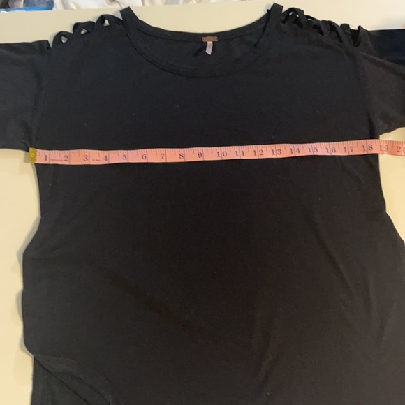 Poof Black Criss cross Shoulder Blouse 60%Cotton,35%Rayon,5%Spandex Size Medium - Picture 8 of 12